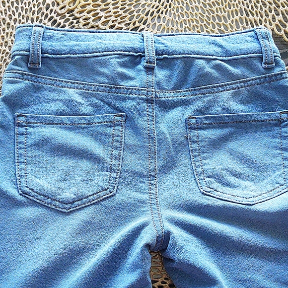 Cat & Jack Girl's New Light Denim Jeggings - Picture 2 of 4